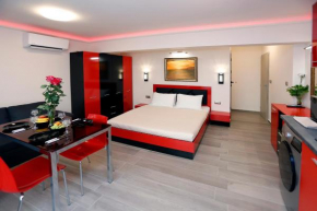Deluxe 2 Studios City Center